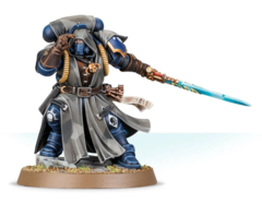 Primaris Librarian in Phobos Armor